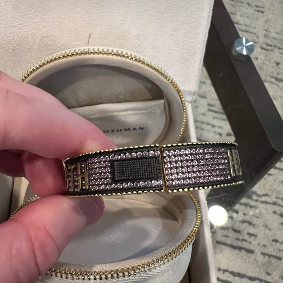 Freida Rothman Strength Bracelet - Picture 10 of 12